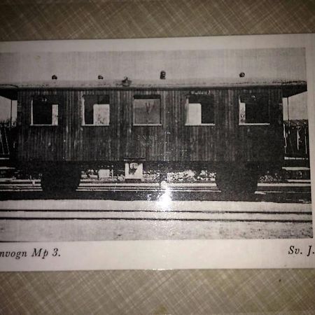 Fjordhytten. Rebuild Train Wagon From 1937. Apartment Odense Luaran gambar