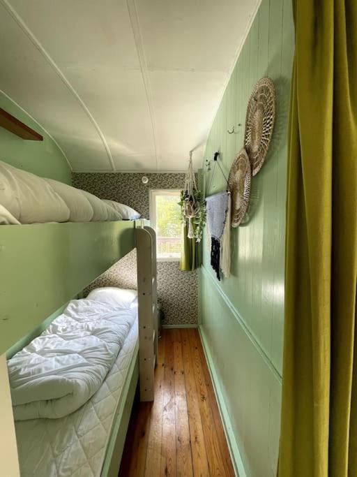 Fjordhytten. Rebuild Train Wagon From 1937. Apartment Odense Luaran gambar